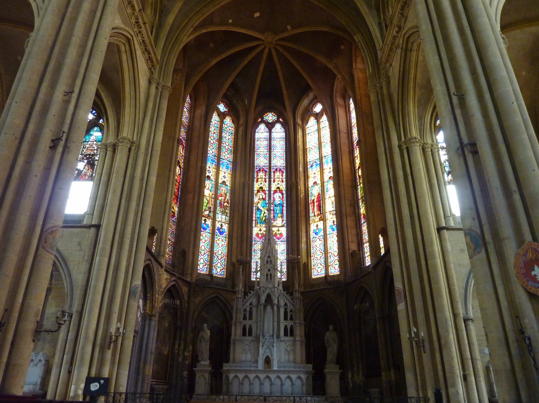 Basilique Saint-Vincent-梅斯必去景点