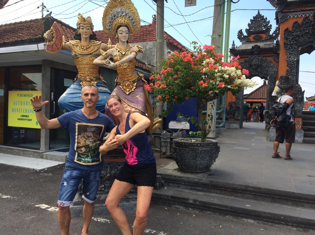 Deduk Bali Tour-登巴萨必去景点