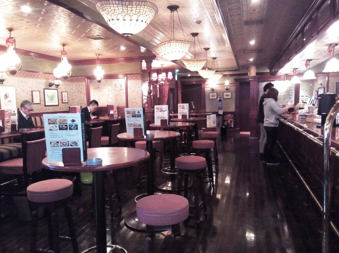 ローズ&クラウン 新宿NSビル店
