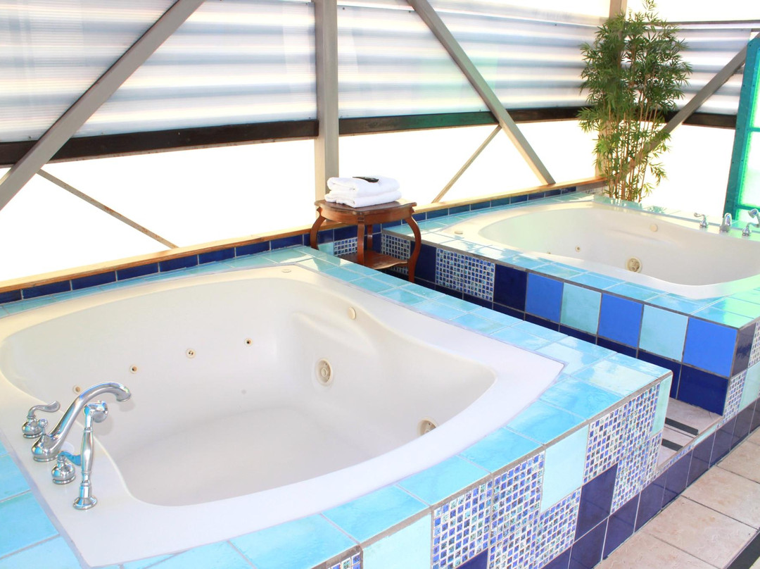 Sportsmens Lodge主图