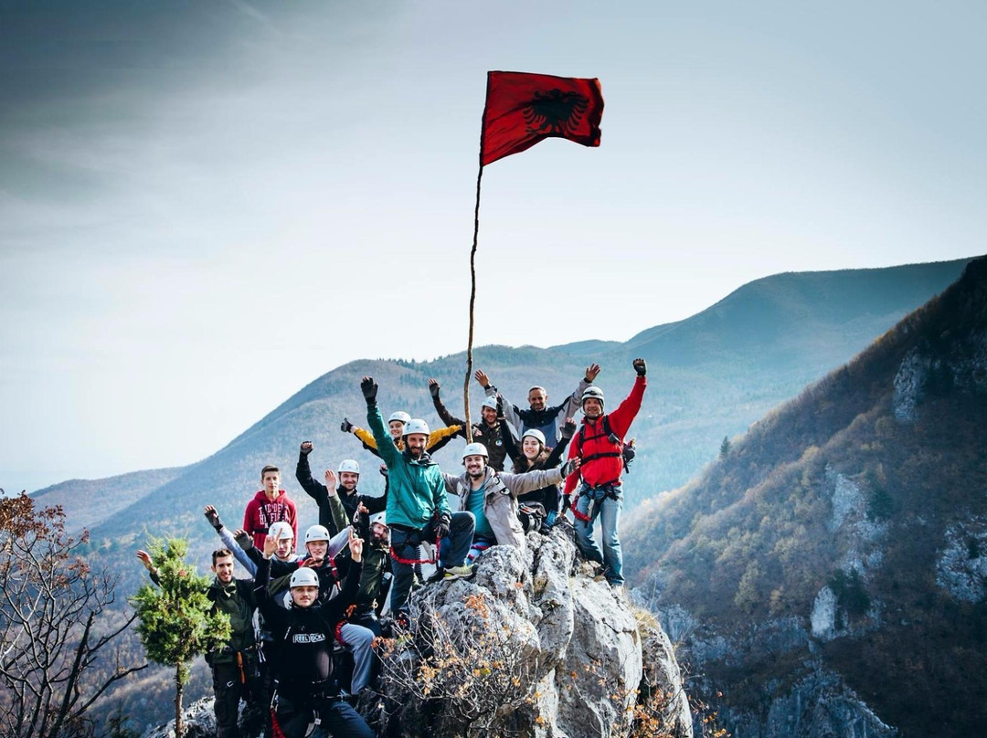 Via Ferrata Ari景点图片