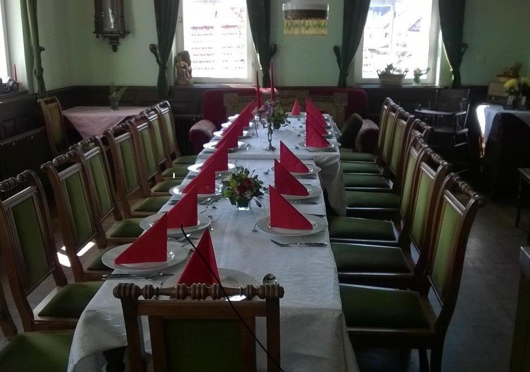 Bechstedtstrass餐馆和美食-Einkehr zur Alten Pfarre