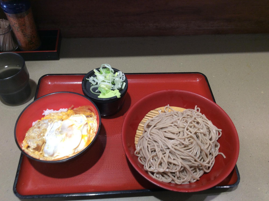 名代 富士そば 三軒茶屋店