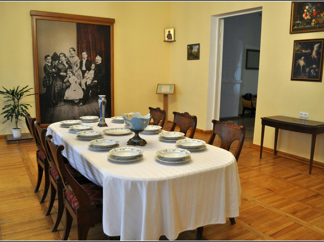 House-Museum of Chaikovskiy景点图片