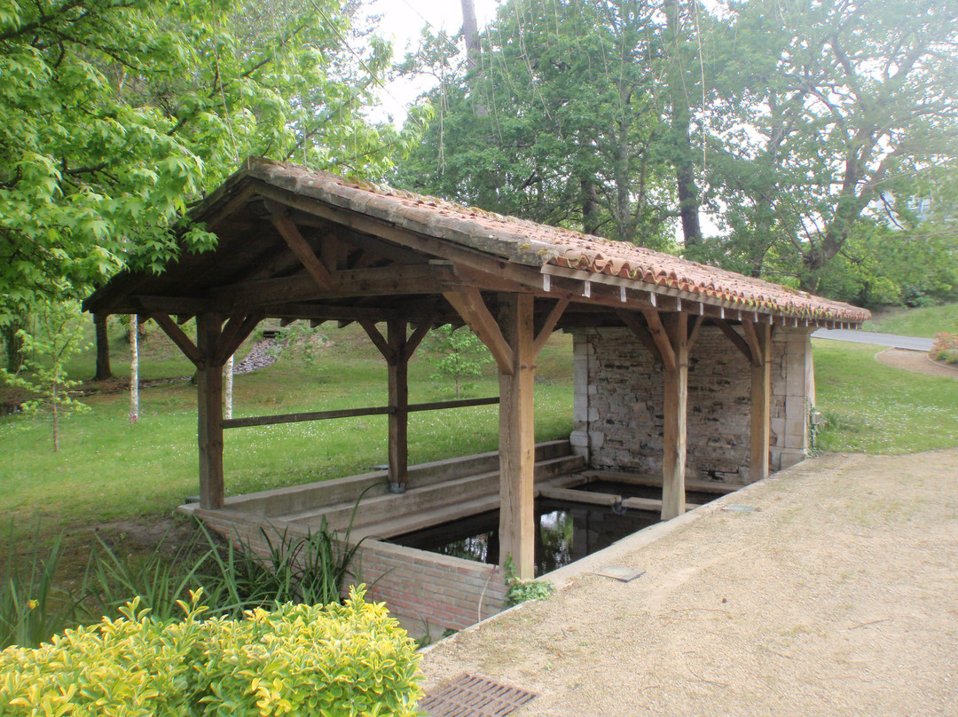 Lavoir de la Fontaine des Sables景点图片