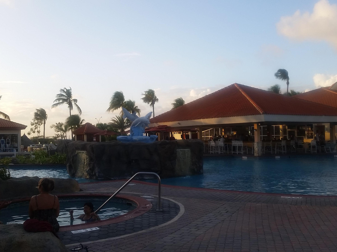 Glitz Casino-棕榈/鹰海滩必去景点