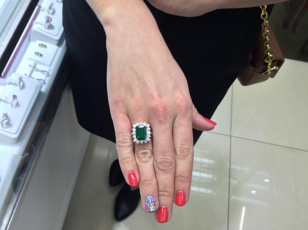 Riviera Jewelry-马霍必去景点