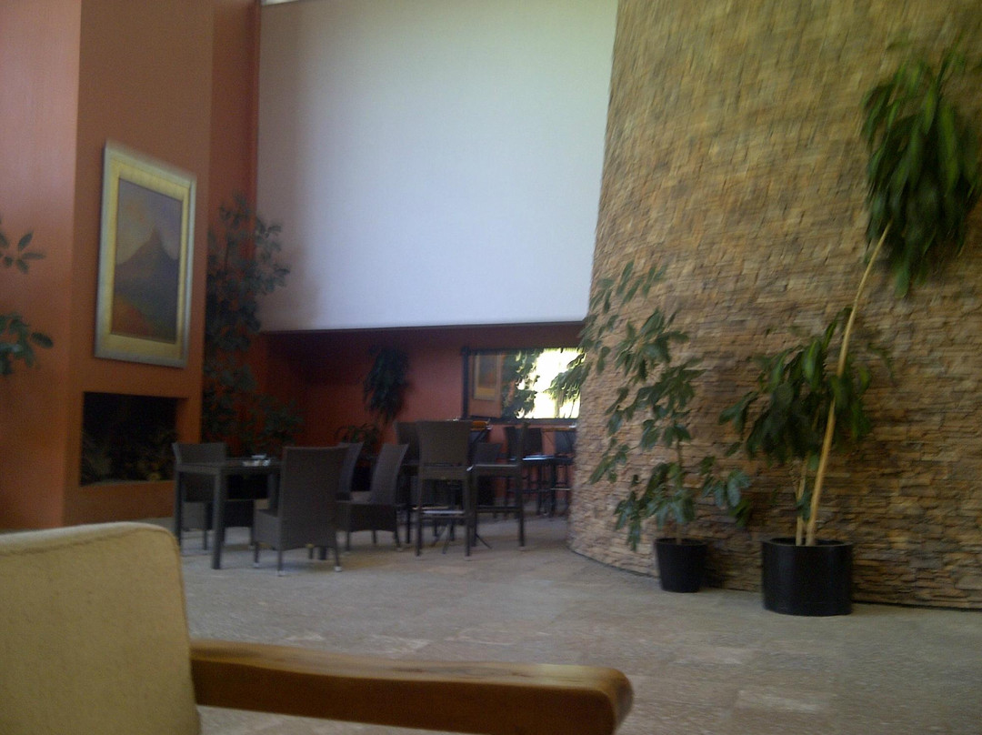 El Diezmo Hotel主图