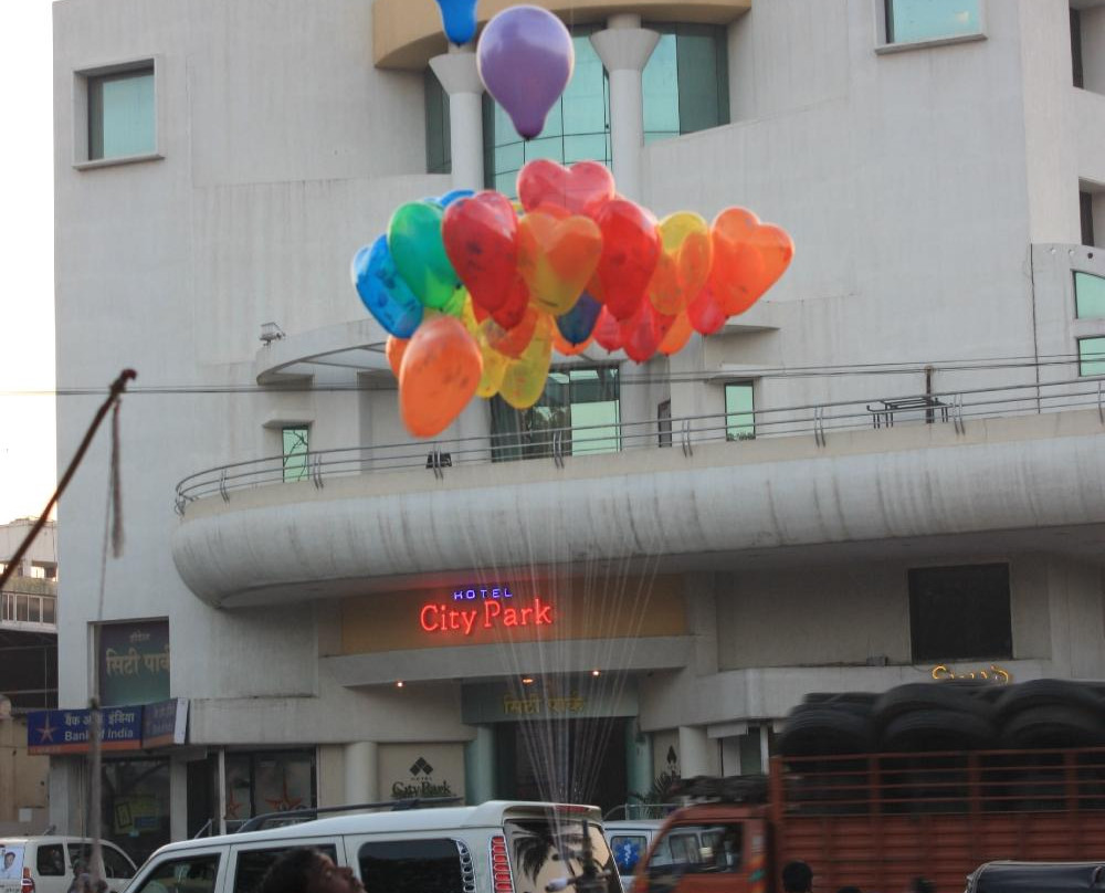 Hotel City Park Solapur主图