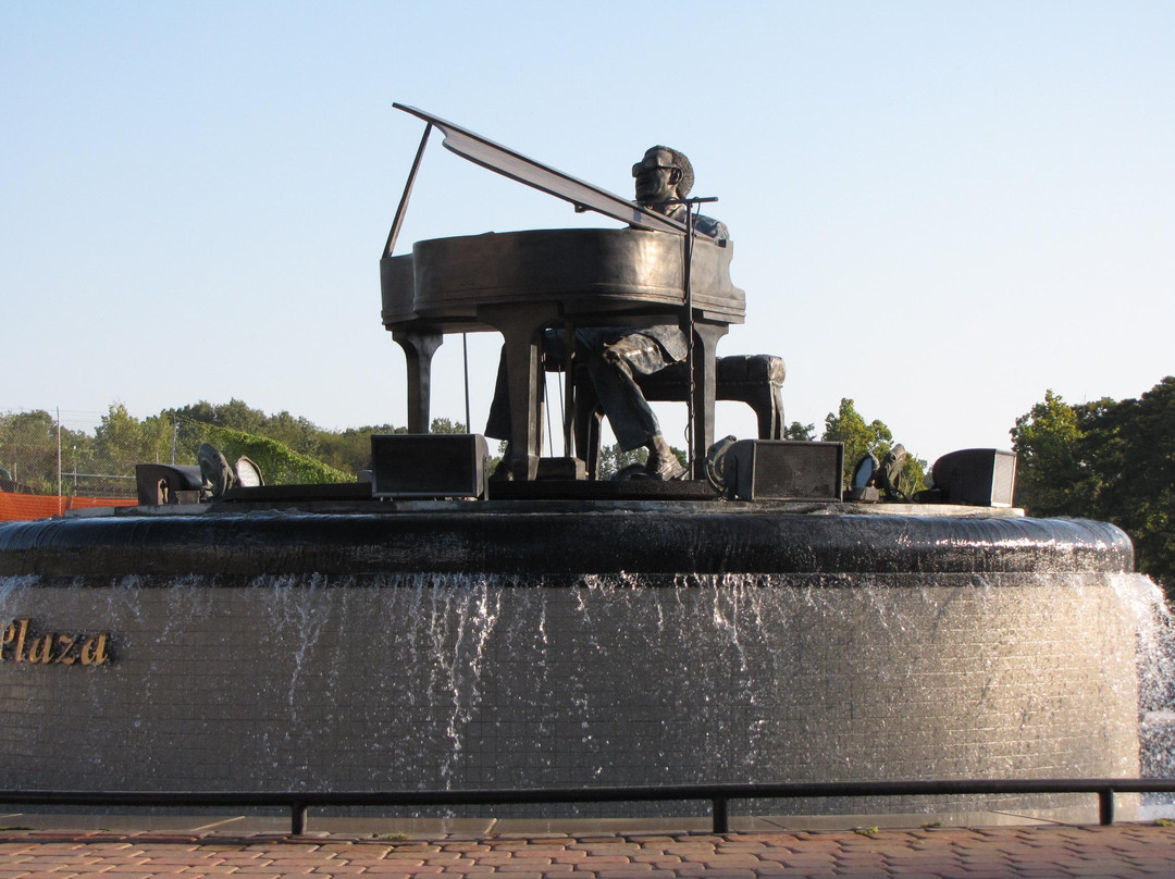 Ray Charles Plaza-奥尔巴尼必去景点