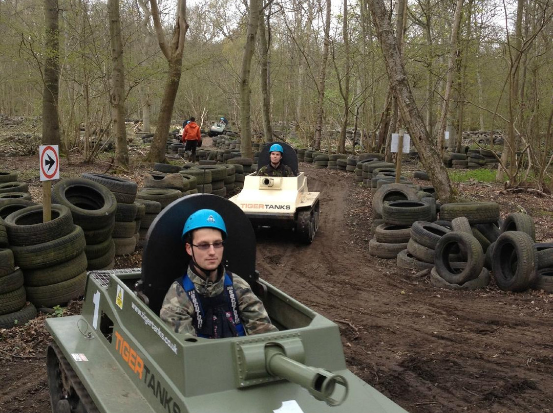 Harrogate Paintball Centre景点图片