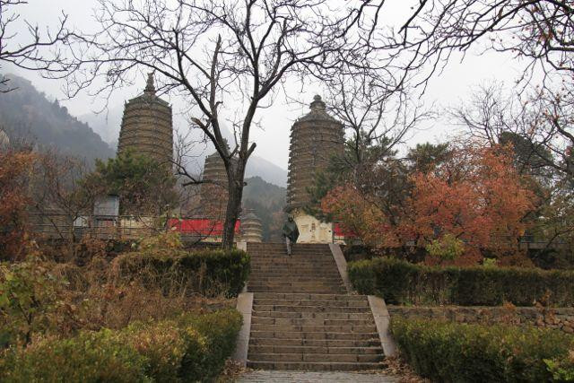 银山塔林-北京市必去景点