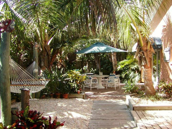 Beach Bungalow, Oceanfront tropical garden villas