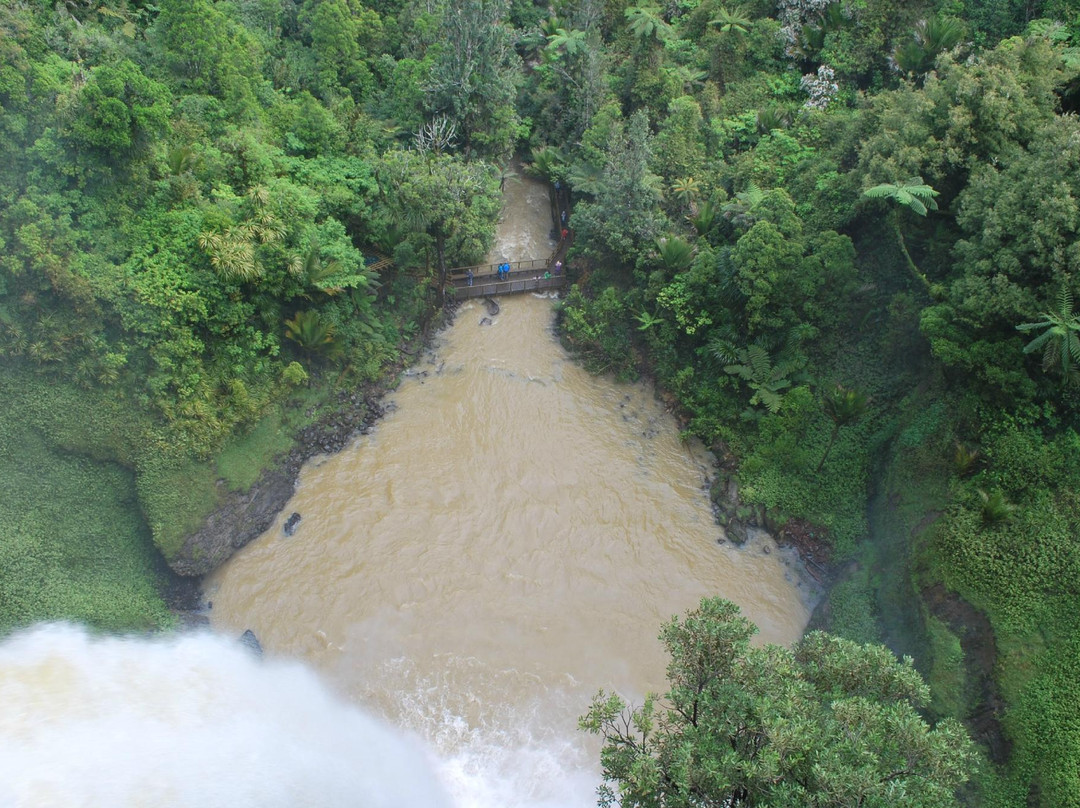 Bridal Veil Falls-拉格伦必去景点
