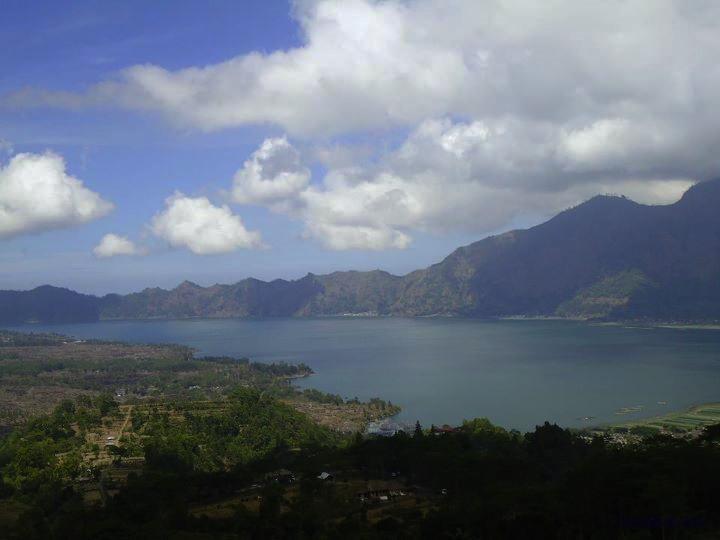 巴杜尔火山湖-金塔马尼必去景点