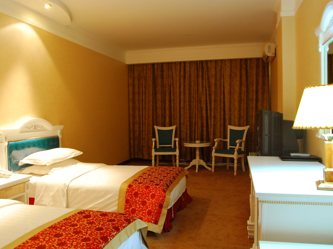 清水大酒店主图