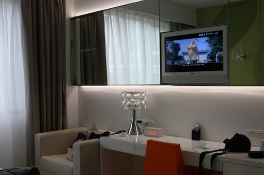 深圳东部华侨城瀑布酒店主图