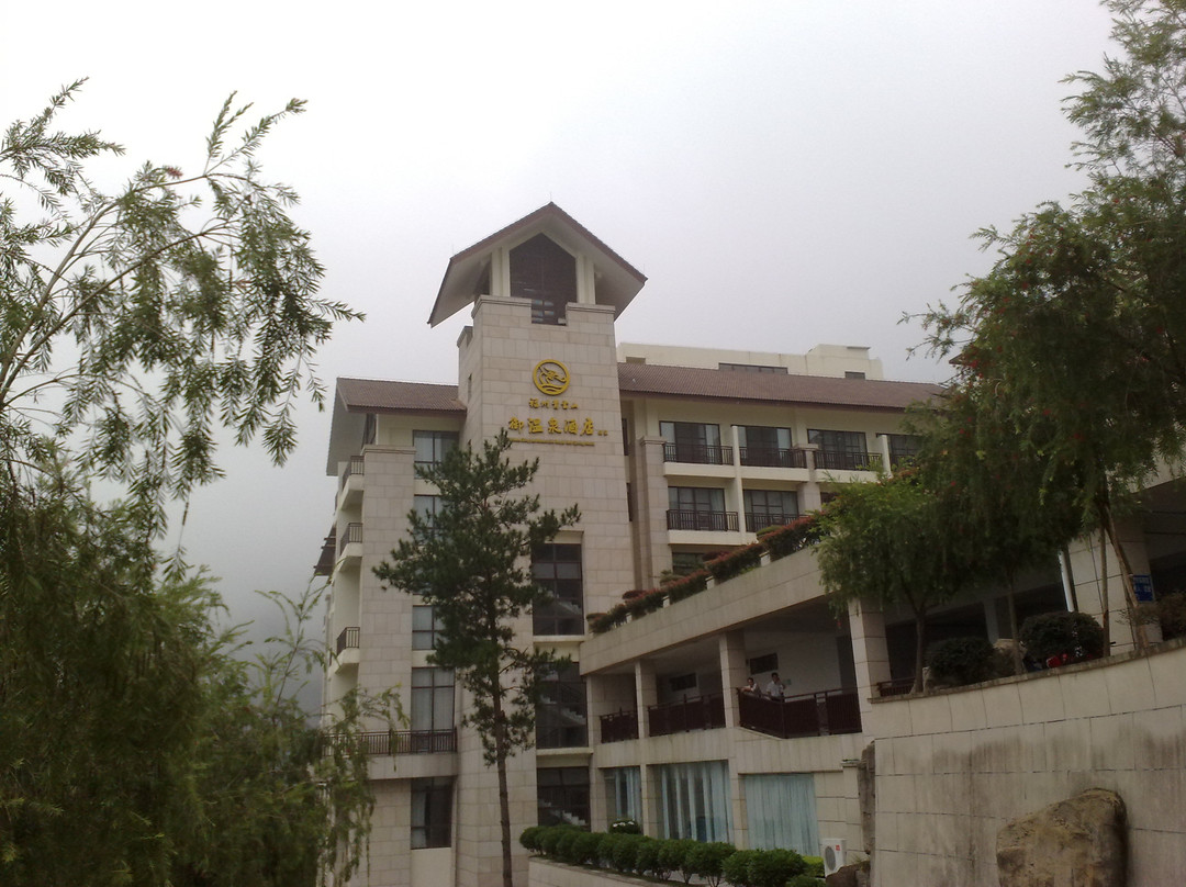 青云山御温泉酒店主图