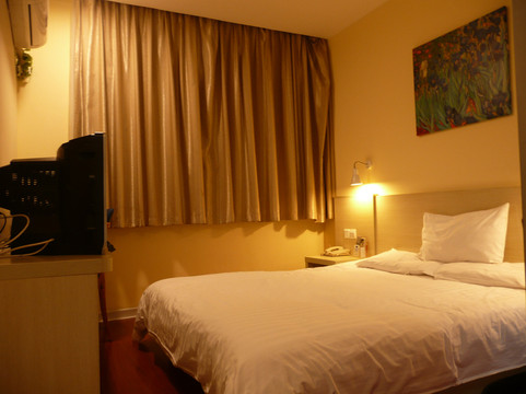 汉庭济南大观园万达酒店主图