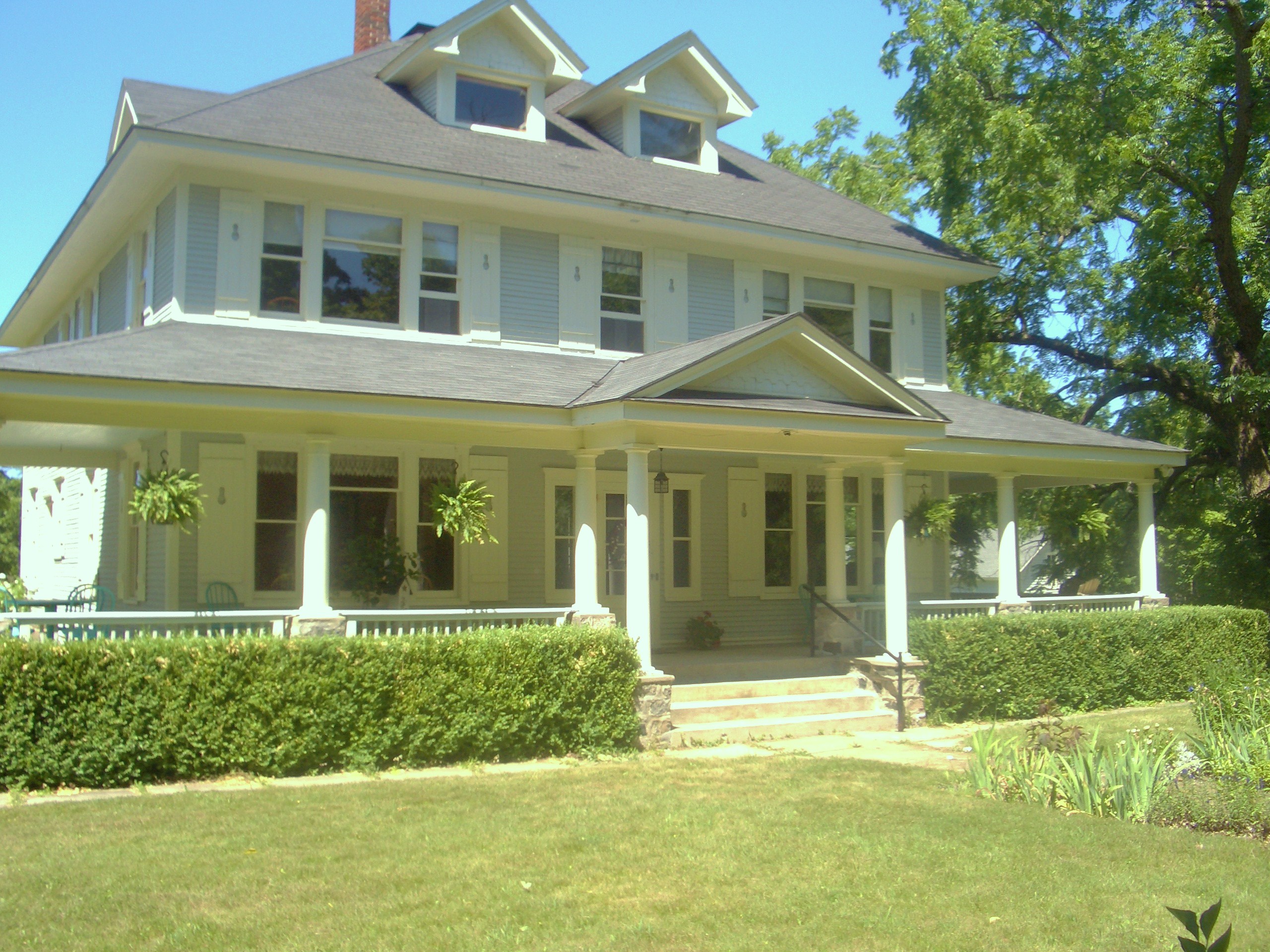 Snowbird Inn Bed & Breakfast-官方