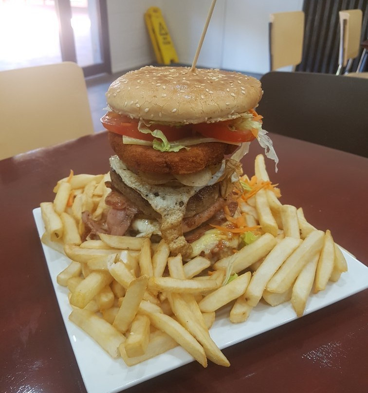 Whim Creek餐馆和美食-Uncle Foggys Snackbar and Cafe