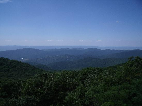 Bearfence Mountain景点图片