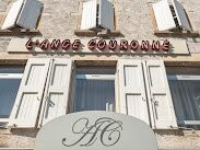 Logis Hôtel l'Ange Couronné主图