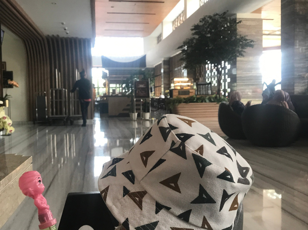 Hotel Santika Bukittinggi主图