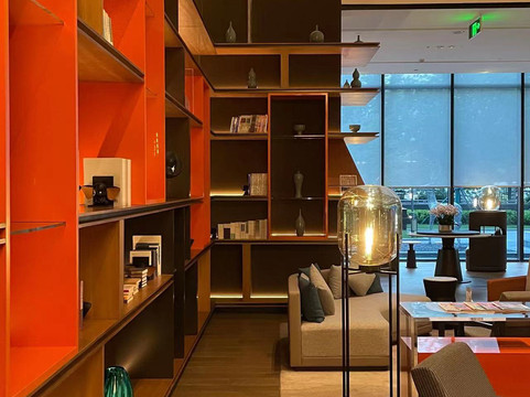 郑州高新皇冠假日酒店主图