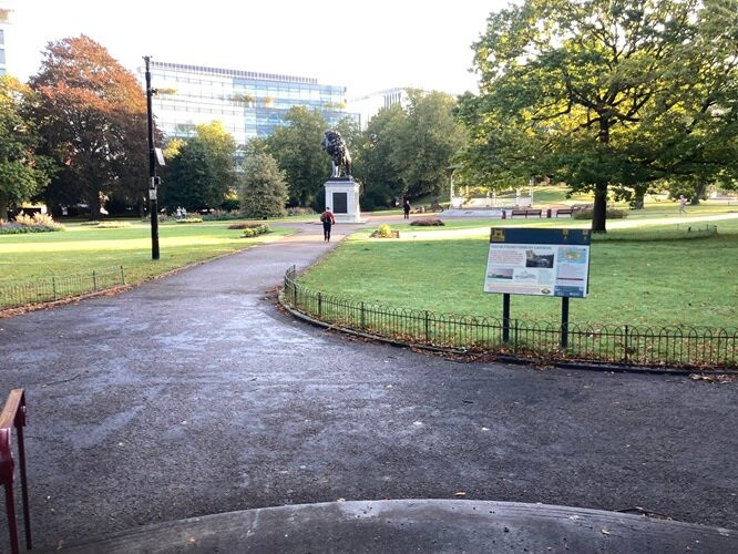 Forbury Gardens-雷丁必去景点