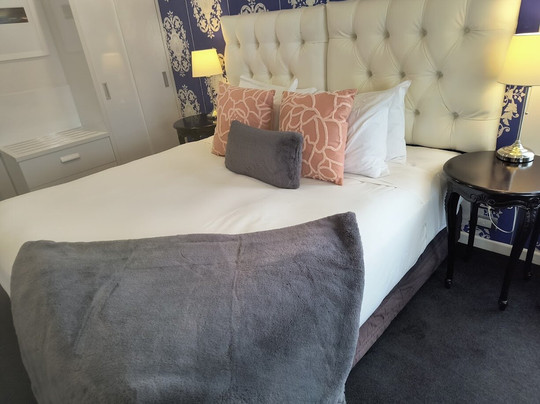 黑天鹅湖景精品酒店主图