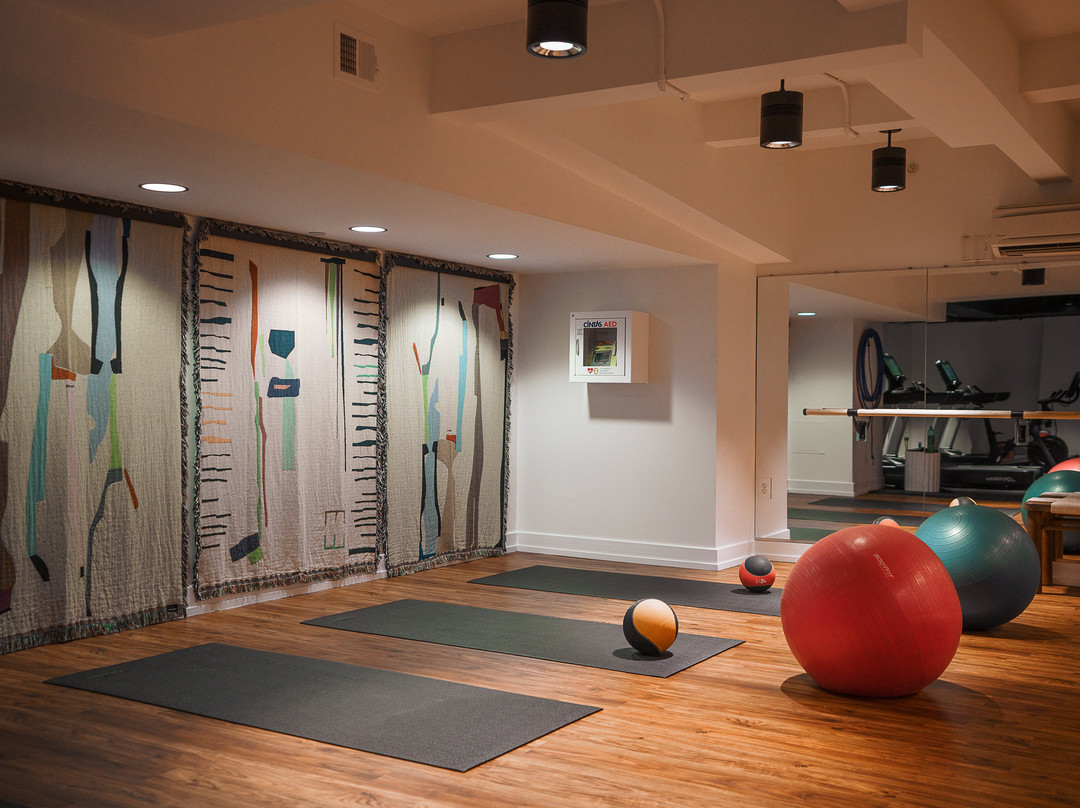 The Lyle Hotel主图