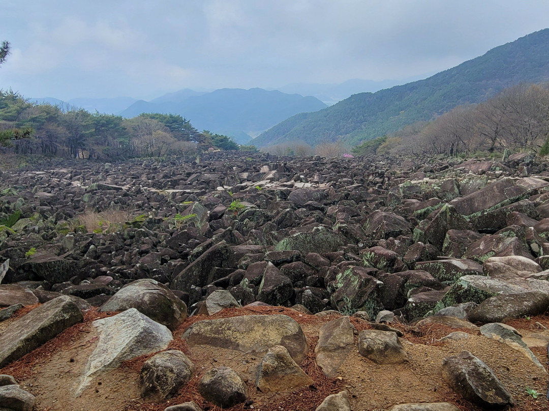 만어사-密阳市必去景点