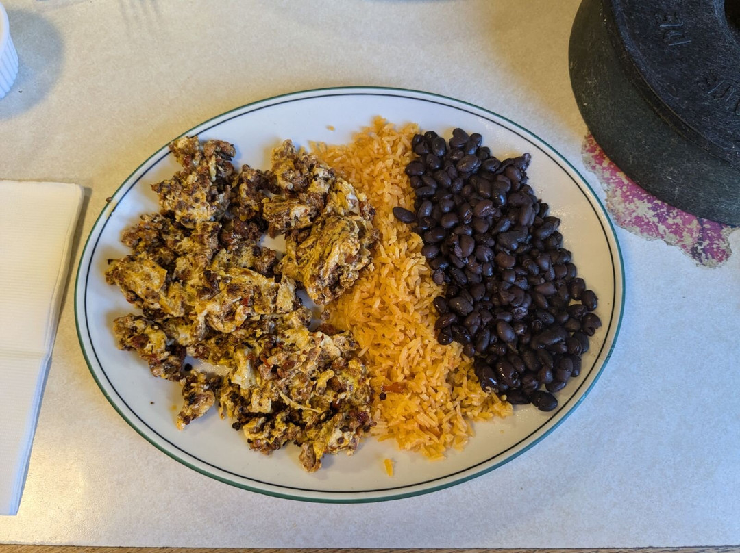 Los Compadres Taqueria