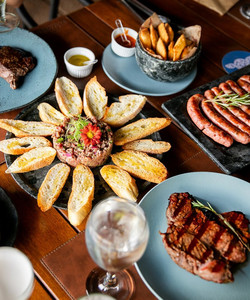 Asado - Carne Burger Vino Pasta Cerveza餐厅图片