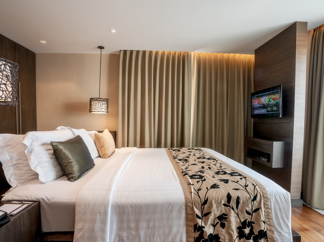 芭提雅爱湾海滩度假村主图