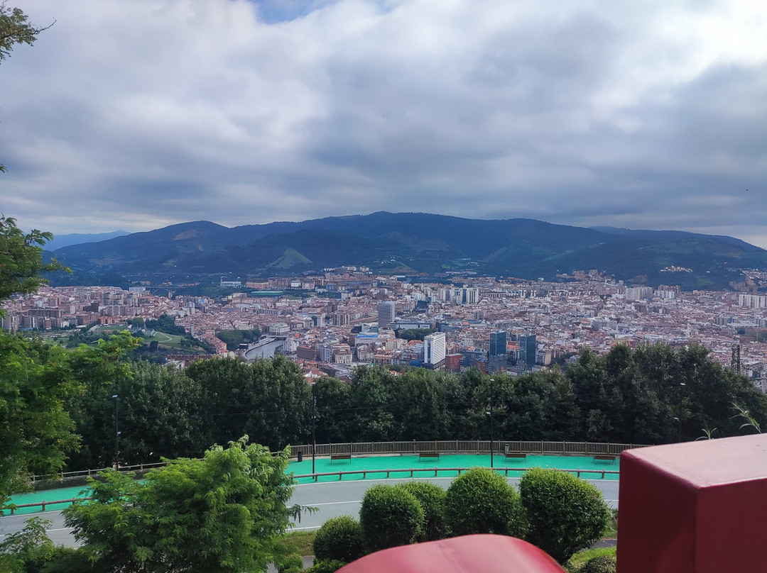 Mirador De Artxanda景点图片