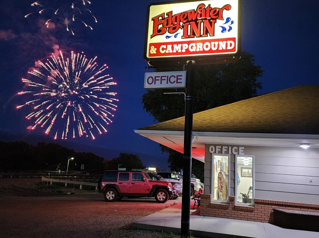 Hinsdale酒店住宿-Edgewater Inn & Rv Park