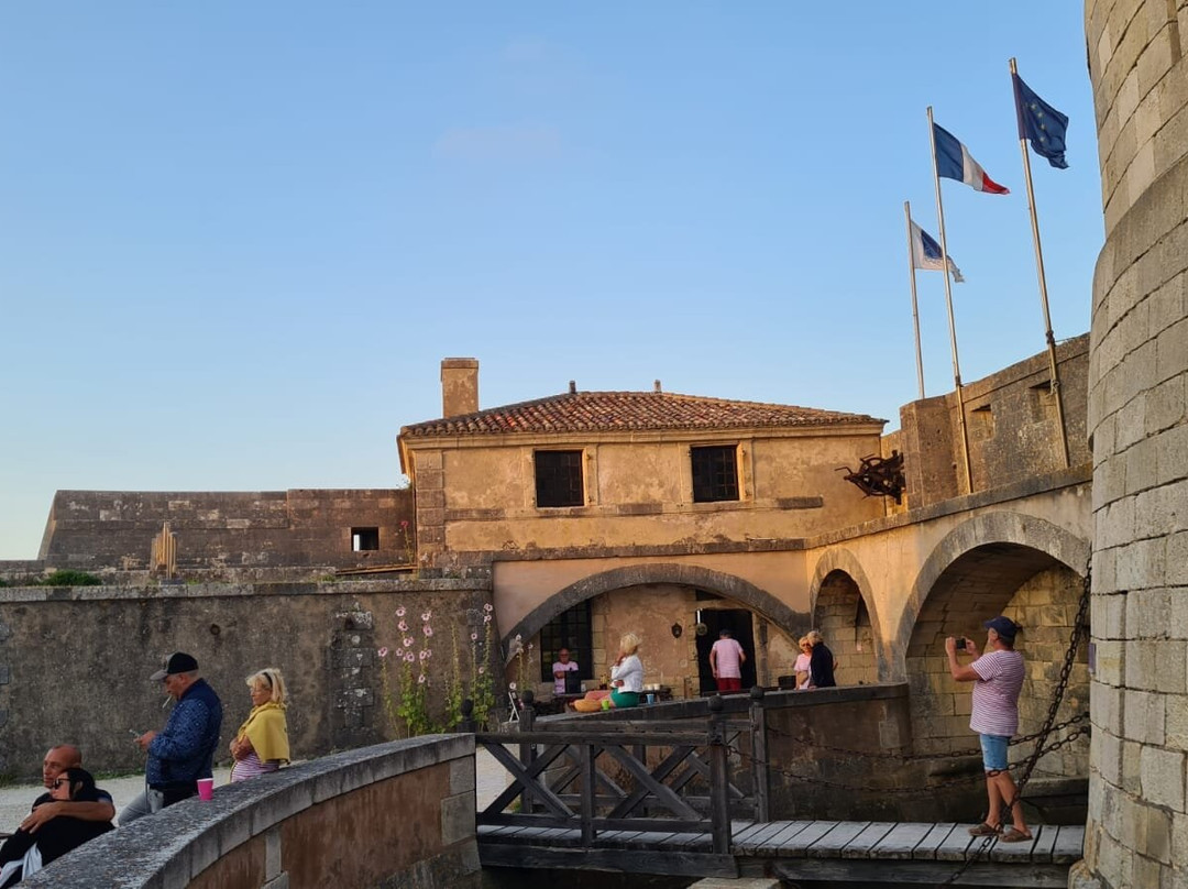Fort Louvois景点图片