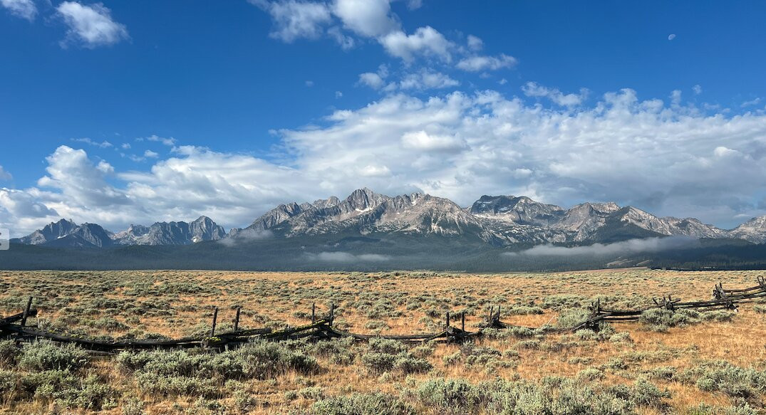 Stanley High Country Inn主图