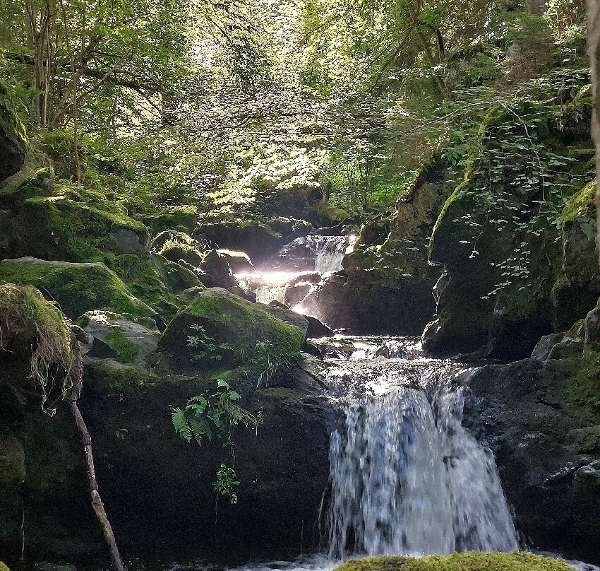 Cascades de Chiloza景点图片