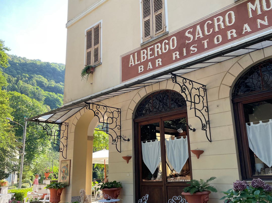 Hotel Restaurant Albergo Sacro Monte主图