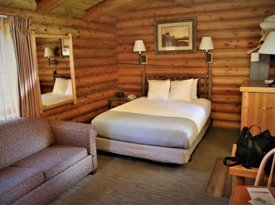 牛仔乡村度假酒店主图