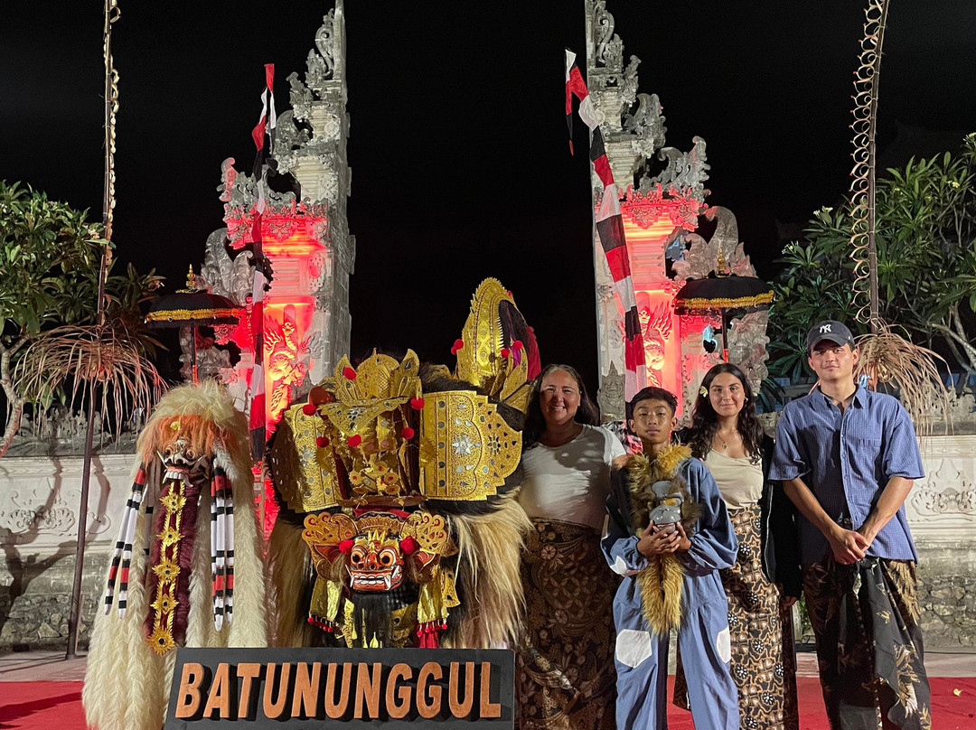 Barong Dance Batununggul