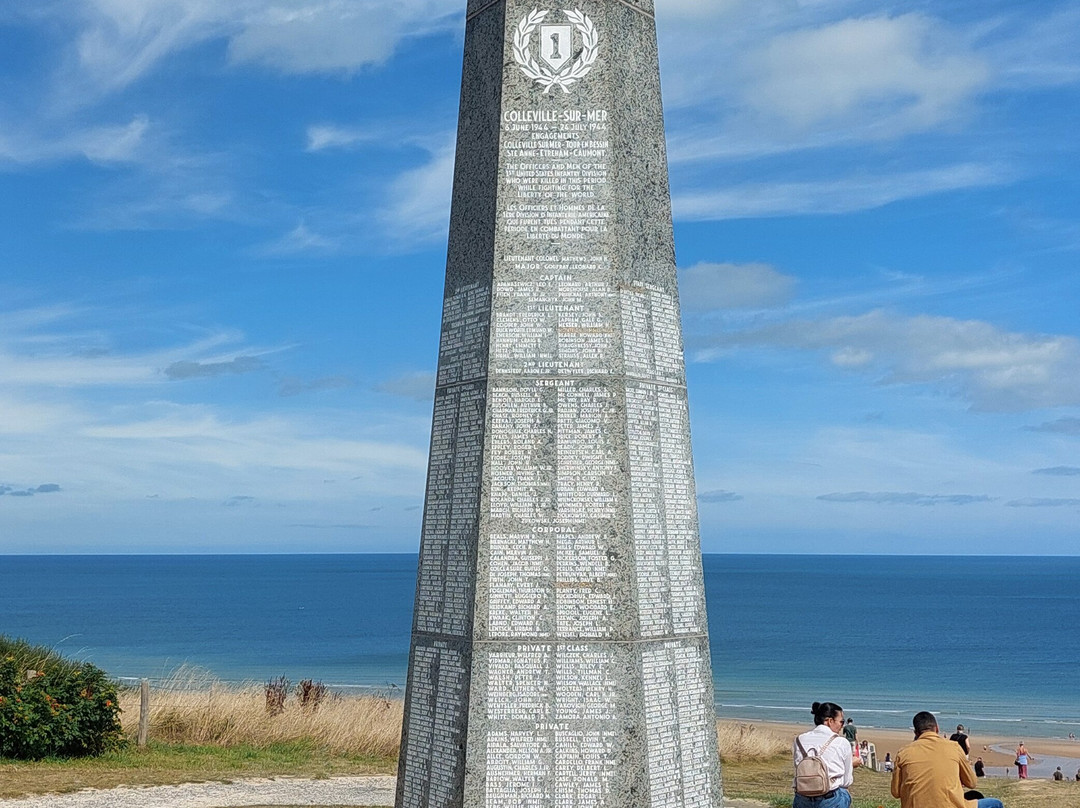 Memorial 1st US Infantry Division Omaha Beach景点图片