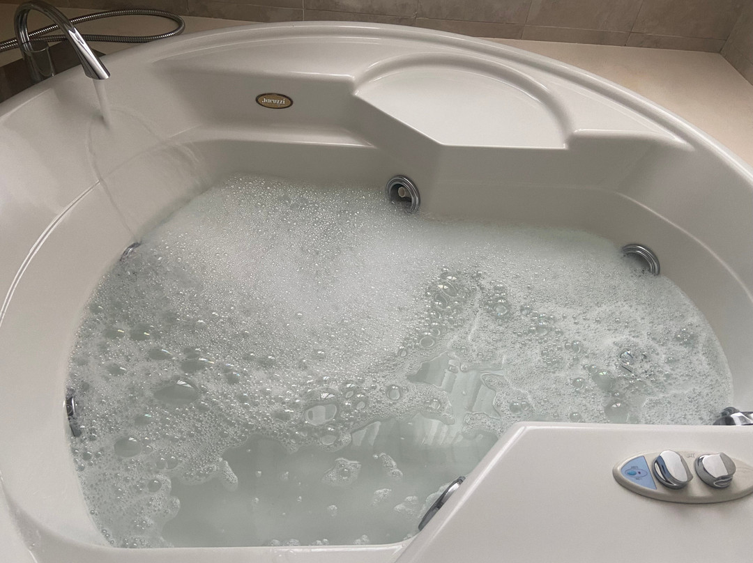 水晶宫贝斯特韦斯特酒店主图