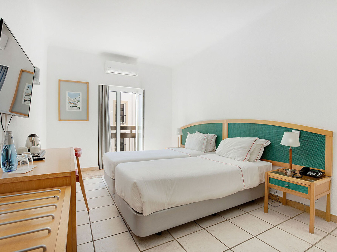 Hotel Carvoeiro Plaza主图
