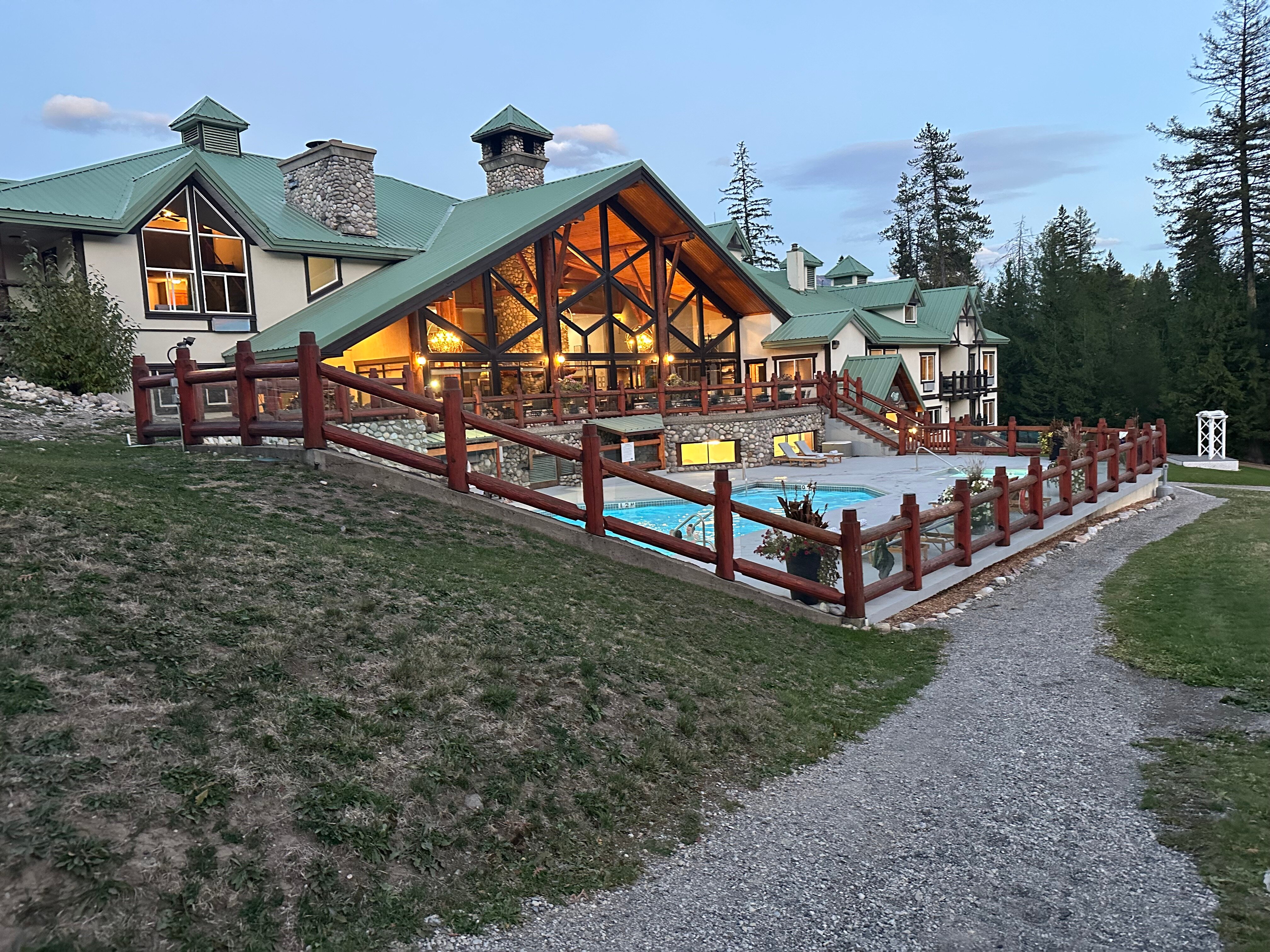 Lizard Creek Lodge-浴室