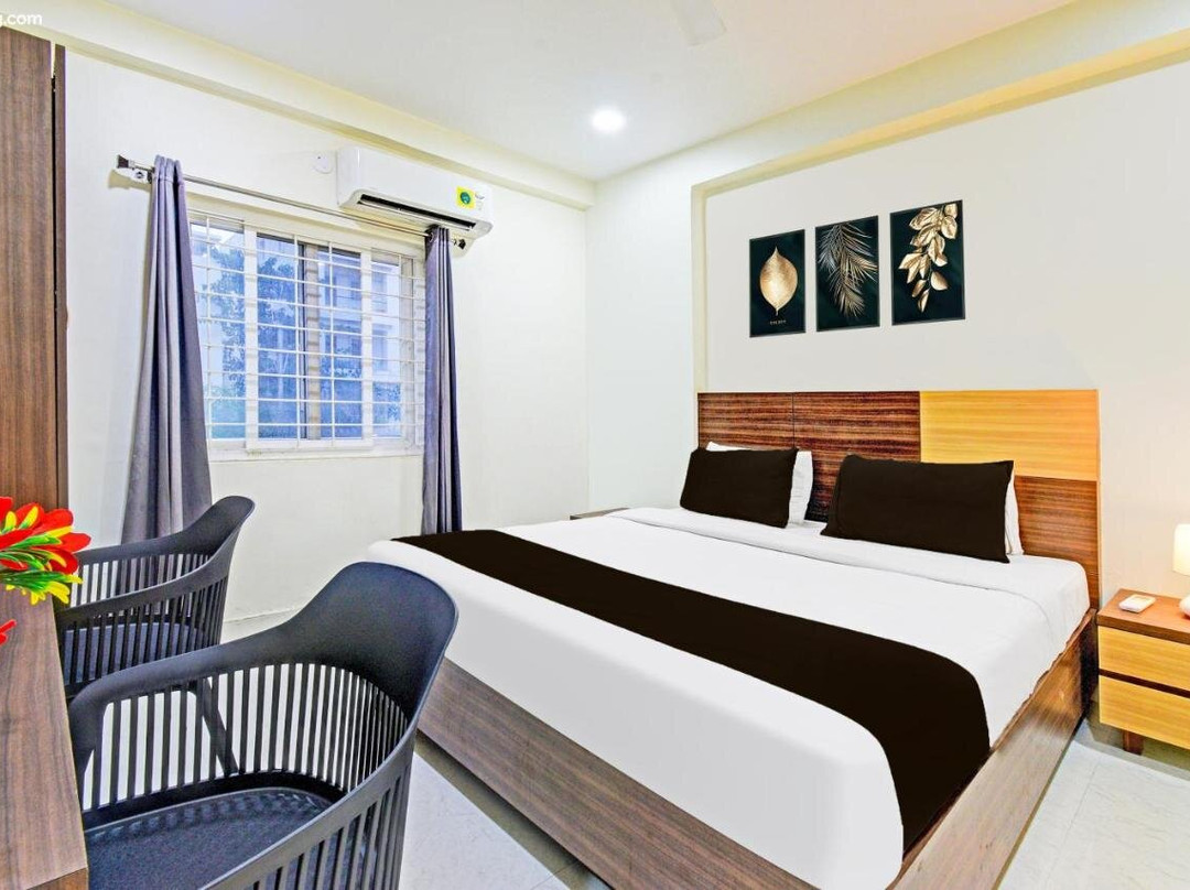 Super Townhouse Kondapur Near Botanical Garden