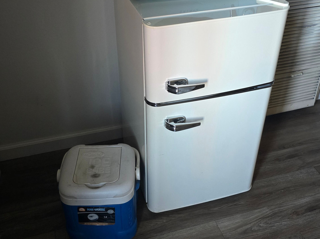 Sierra Blue Hotel & Swim Club主图